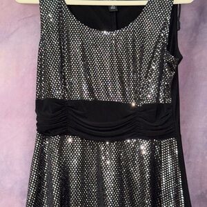 Perceptions Silver and Black Sequin Top